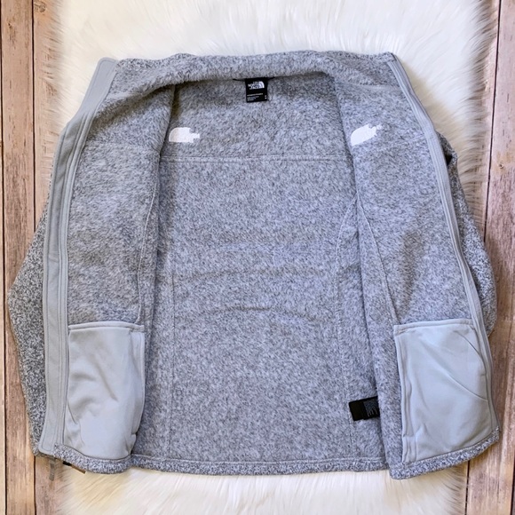 The North Face Maggy Sweater Fleece Jacket RTO - Picture 4 of 8